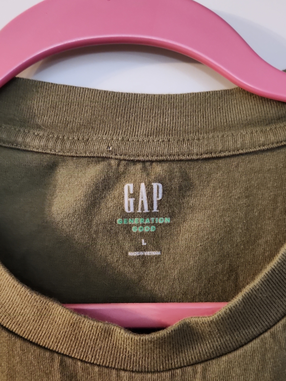 Gap Tee - Picture 3 of 4